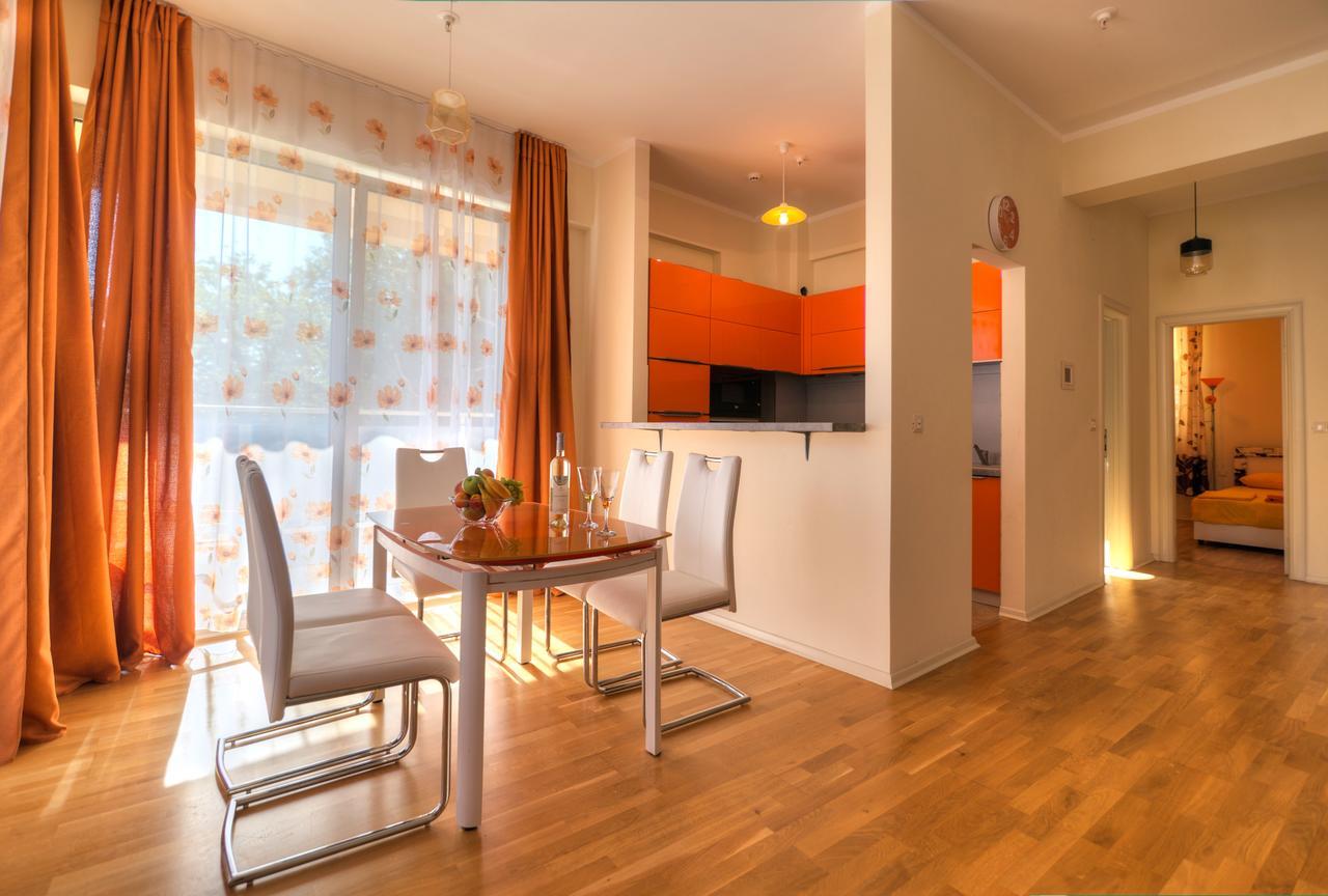 Apartments Harmonia Colours บุดวา ภายนอก รูปภาพ