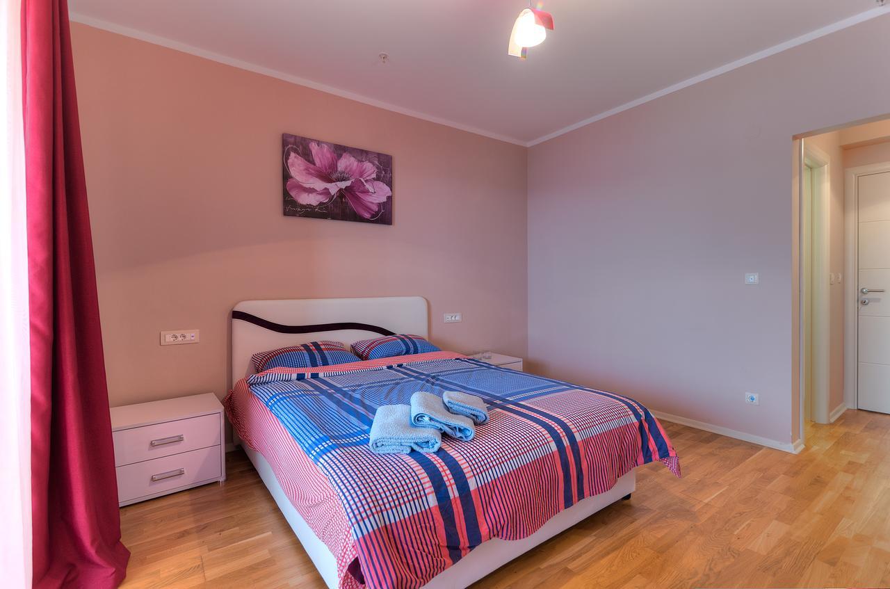Apartments Harmonia Colours บุดวา ภายนอก รูปภาพ