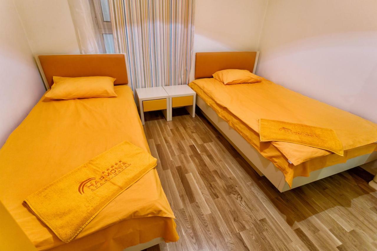 Apartments Harmonia Colours บุดวา ภายนอก รูปภาพ